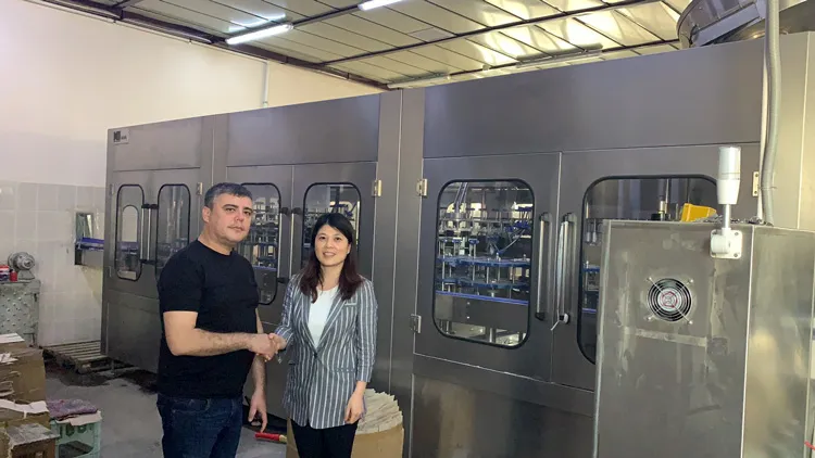 Automatic Filling Wine Machine &amp; System Capping (Thread) with System by Nitrogen