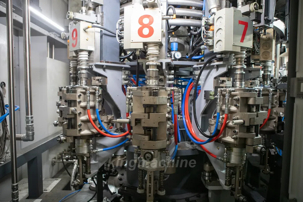 Turnkey Project Blowing Filling Capping Soda Liquid Filling Machine